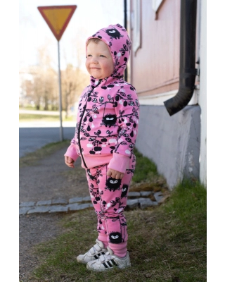 RETKI hoodie, Siiri in the swing, light pink