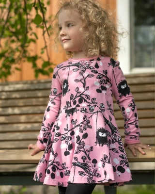 SINNA dress, Siiri in the swing, light pink