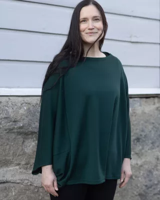 HYGGE poncho i merinoull, mörkgrön
