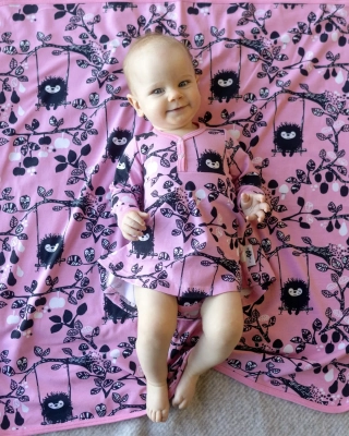 ONESIE DRESS, Siiri in the swing, light pink